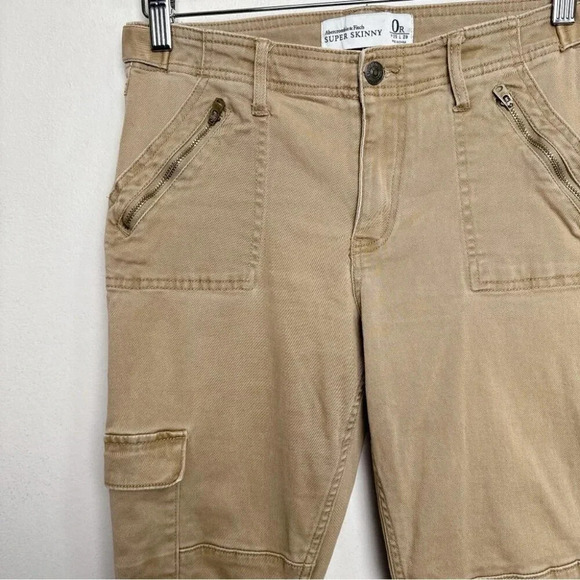 Abercrombie & Fitch Womens 0 Super Skinny  Mid Rise Cargo Khakis - Picture 4 of 13